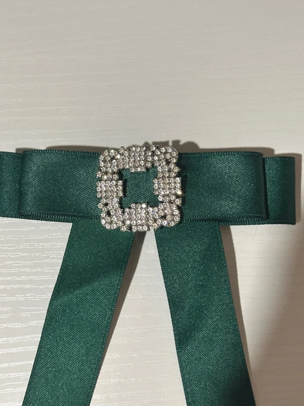 Women’s elegant hair bow clip